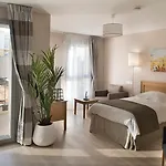 Domitys La Fontaine Du Roy 4*