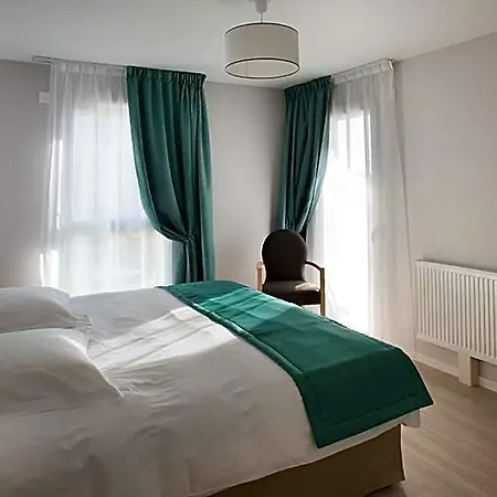 Domitys La Fontaine Du Roy Aparthotel 4*
