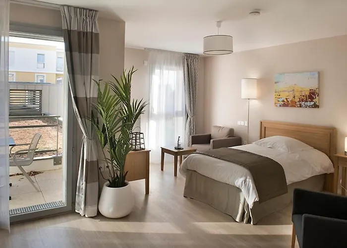 Domitys La Fontaine Du Roy 4*